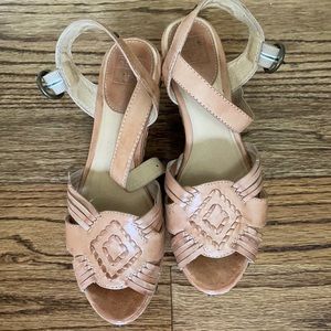 Frye Wedge Leather Strappy Sandals. Size 7.